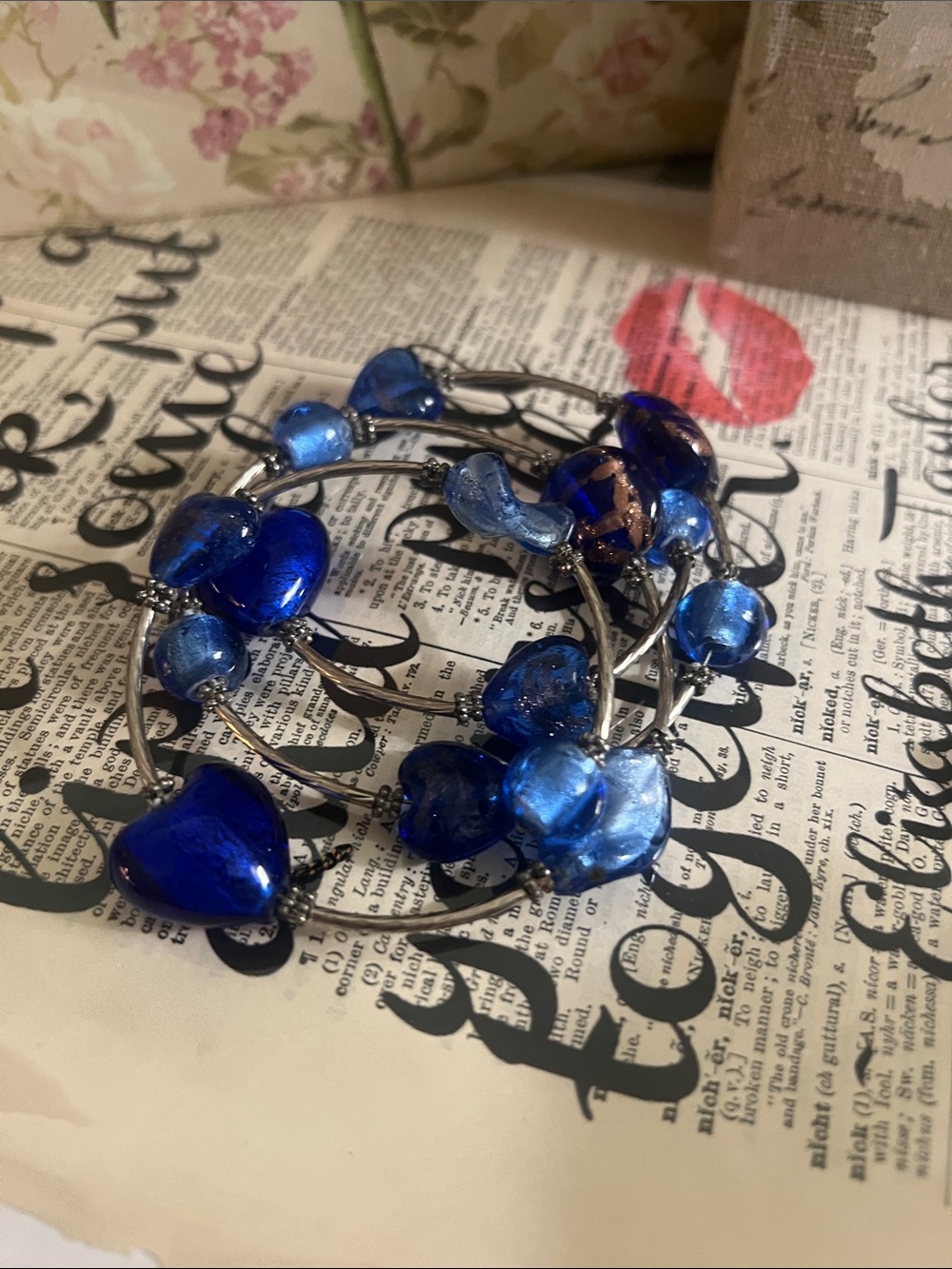 Blue Glass Heart Bead Women's Bracelet